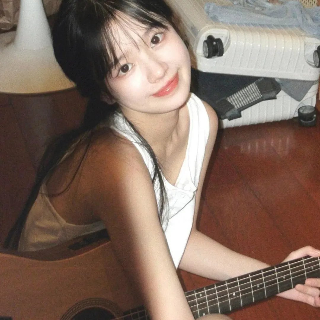 飞女黛丝 海报